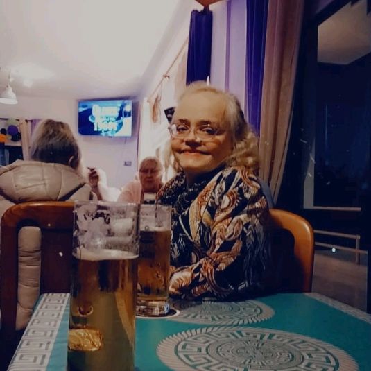 Profile Picture of Alice M Hunt (@alice.m.hunt) on Tiktok