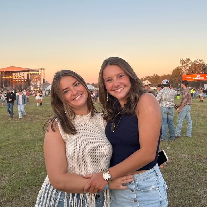 Profile Picture of kennedy (@kennedyneal) on Tiktok