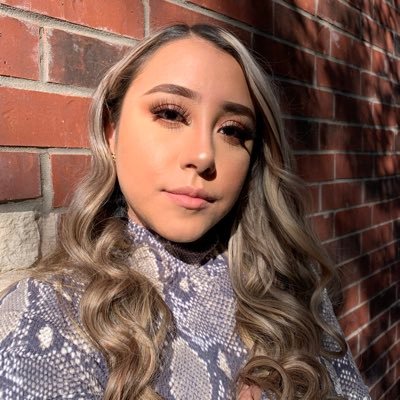 Profile Photo of Lourdes (@LourdesPerez123) on Twitter