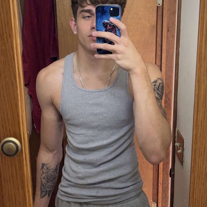 Profile Picture of Michael Jaronsky (@mike_jaronsky23) on Tiktok