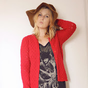 Profile Picture of Michelle Steger-springs (@ladyhawkvintage) on Youtube