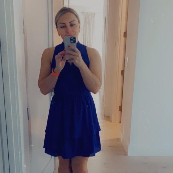 Profile Picture of Kate Kate (@cali_clothet) on Poshmark