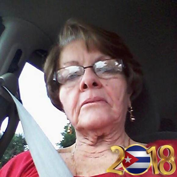 Profile Picture of Moraima Diaz (@moraima2449) on Poshmark