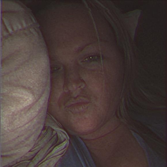 Profile Picture of Amber Hern (@ahern444) on Poshmark
