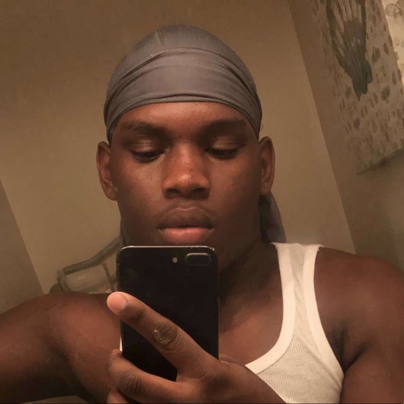 Profile Picture of John Lemon (@johnblue23) on Poshmark