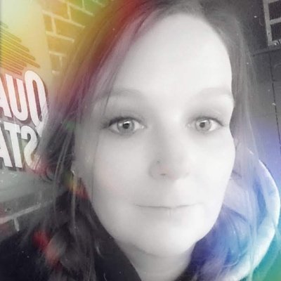 Profile Picture of Liz Vickers (@LizVickers2) on Twitter