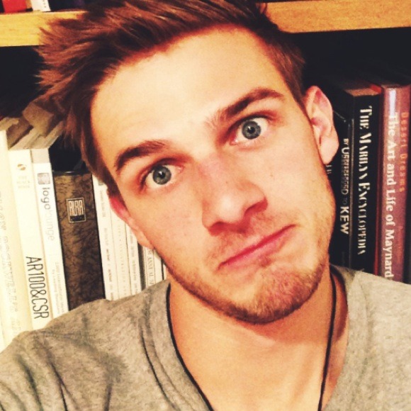 Profile Picture of Jayme Steele (@sebanthony_) on Poshmark