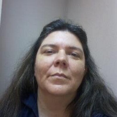 Profile Picture of Michelle Renfro (@artandshelly) on Twitter