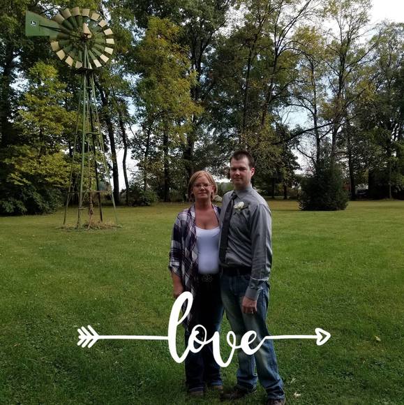 Profile Picture of Crystal Maxson (@cjacobsma) on Poshmark