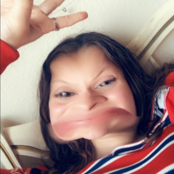 Profile Picture of Mya Fintel (@basically_mya11) on Poshmark