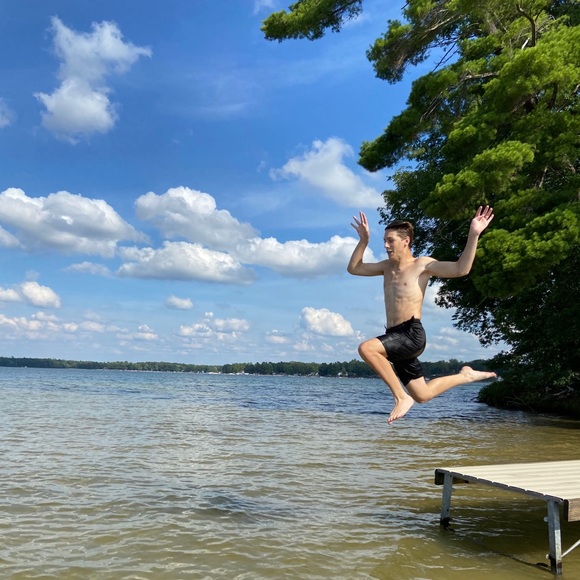 Profile Picture of Dan Vandermeer (@danvan1911) on Poshmark