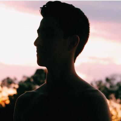 Profile Picture of Max Rivas (@maxrivas1234) on Twitter