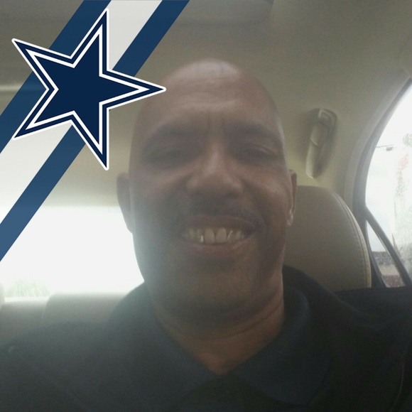 Profile Picture of Joe Mayes (@joemayes) on Poshmark