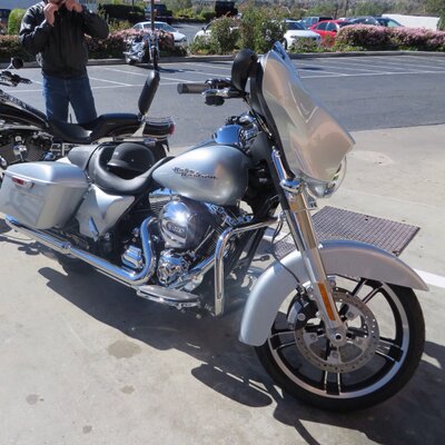 Profile Picture of Jeff Hernandez (@848Ducati) on Twitter