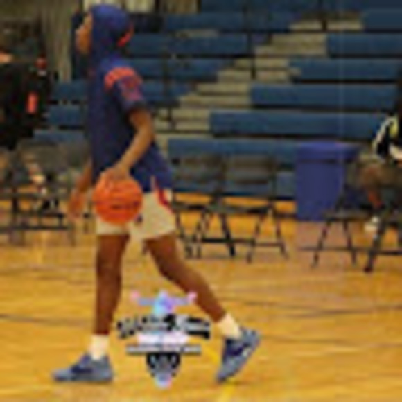 Profile Picture of Mahlik Munnerlyn (@mahlikhunnid85) on Poshmark