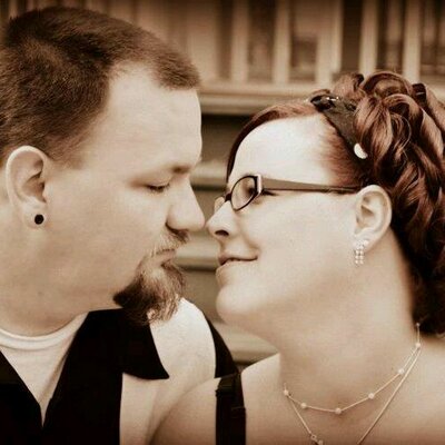 Profile Picture of Paula Strunk (@momynwifey81) on Twitter