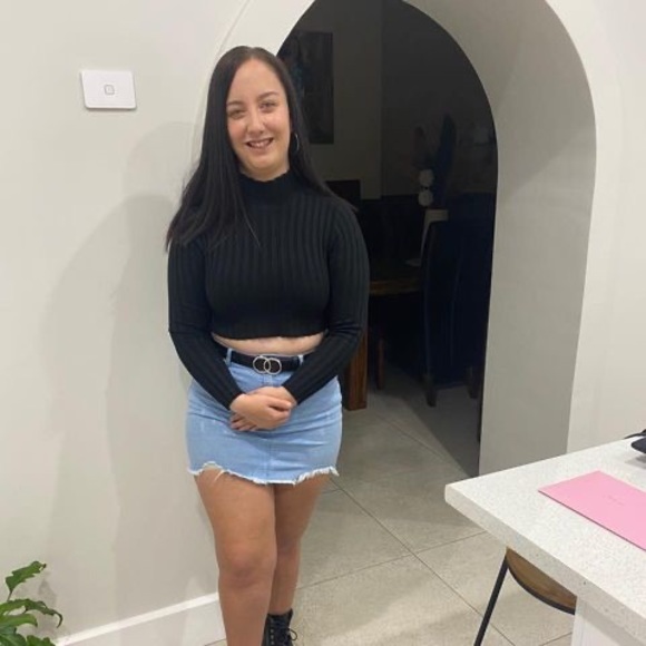 Profile Picture of Darcie Manfield (@darciemanfield) on Poshmark