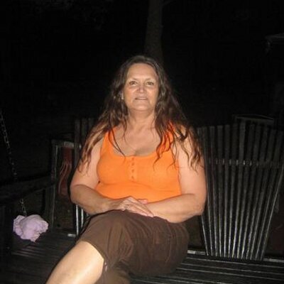 Profile Picture of Sally  Lou Roach (@sallyl53) on Twitter