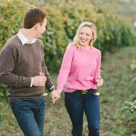 Profile Picture of Lauren Coppel (@lcoppel) on Poshmark