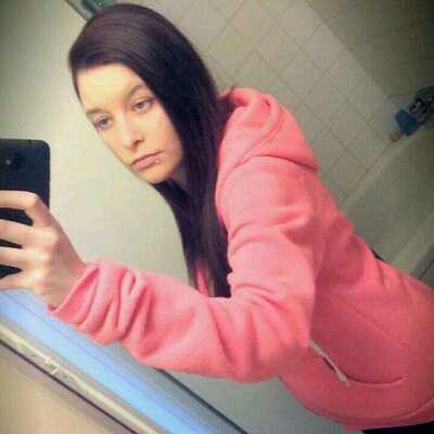 Profile Picture of Deva Moore (@girl1626) on Twitter