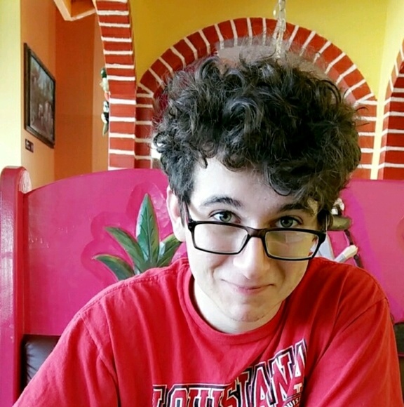 Profile Picture of Jacobi Abshire (@coco72005) on Poshmark