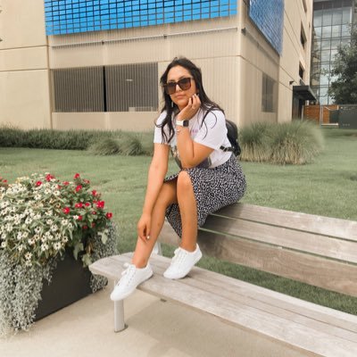 Profile Picture of Erika Luvian (@Erika_lvn) on Twitter