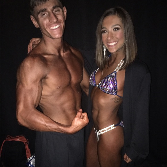 Profile Picture of Allison Bolde (@abolde) on Poshmark