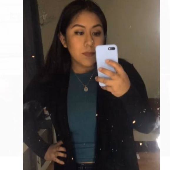 Profile Picture of Daisy Sanchez (@dey02) on Poshmark