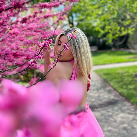 Profile Picture of Diane Martes (@martesdayi) on Poshmark