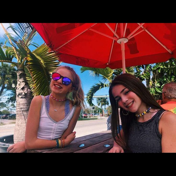 Profile Picture of Gwyneth Teshka (@gwynethteshka) on Poshmark