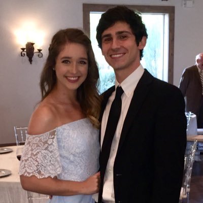 Profile Picture of Leah Thomas (@leahthomas50) on Twitter