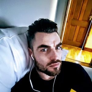 Profile Picture of Robert Symes (@robsymes83) on Twitter