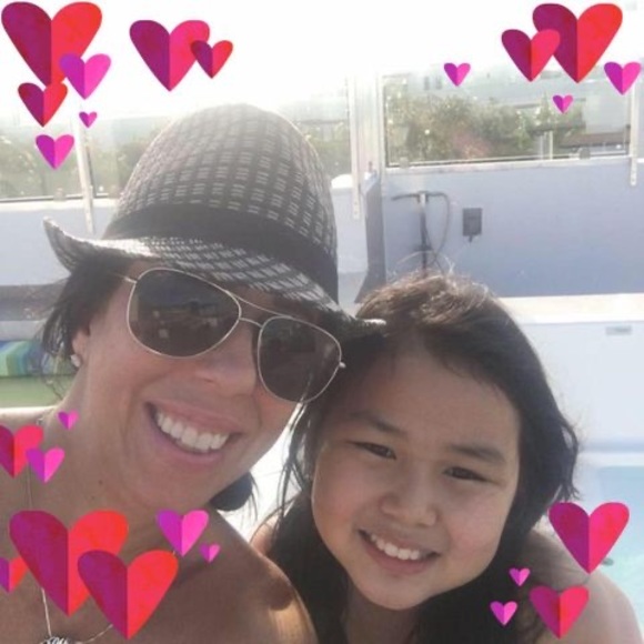 Profile Picture of Jennifer Frey windorff (@dwindorff) on Poshmark
