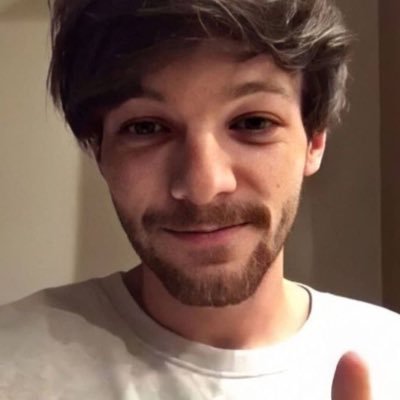 Profile Picture of Ava Loves Louis (@wallswatermelo) on Twitter