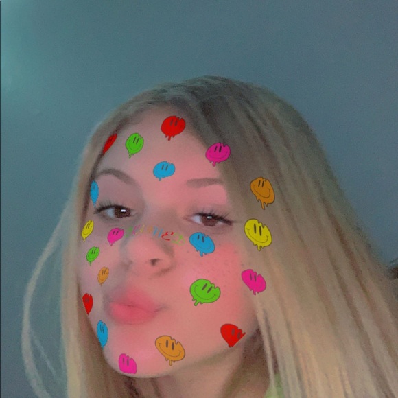 Profile Picture of Lexi Baise (@leximb06) on Poshmark