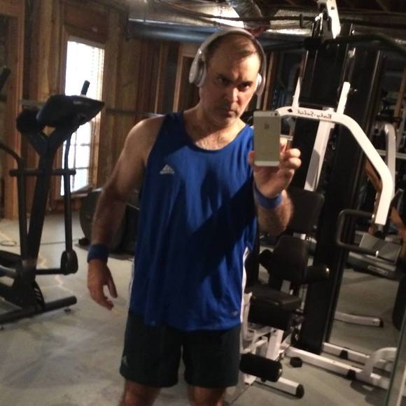 Profile Picture of Jay Chitnis (@sobewonder) on Poshmark