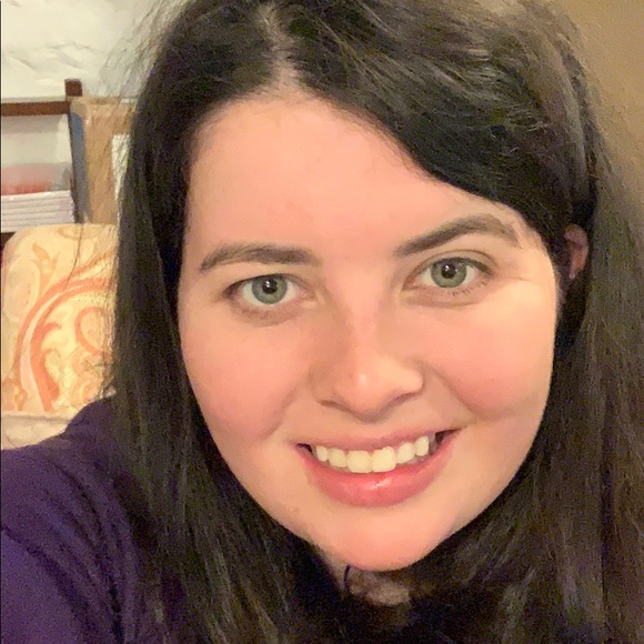 Profile Picture of Kate Schlafly (@kateschlafly) on Poshmark