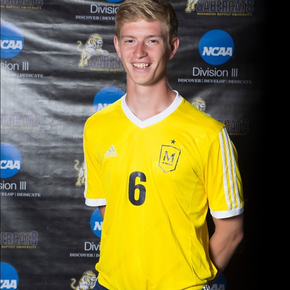 Profile Picture of Brendan Burckart (@bburckart10) on Poshmark