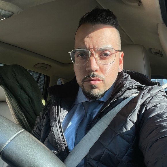 Profile Picture of Daniel Chirino (@dpc1019) on Poshmark