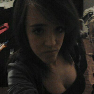 Profile Picture of Roseanne Reid (@roseannereid12) on Twitter