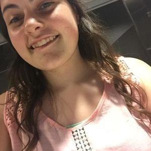 Profile Picture of Julia Calhoun (@juliamayree_03) on Twitter