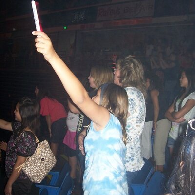 Profile Picture of Claire Branson (@claire528) on Twitter