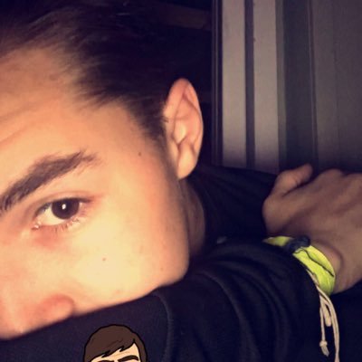 Profile Picture of Benjamin Blach (@tongue_blep) on Twitter
