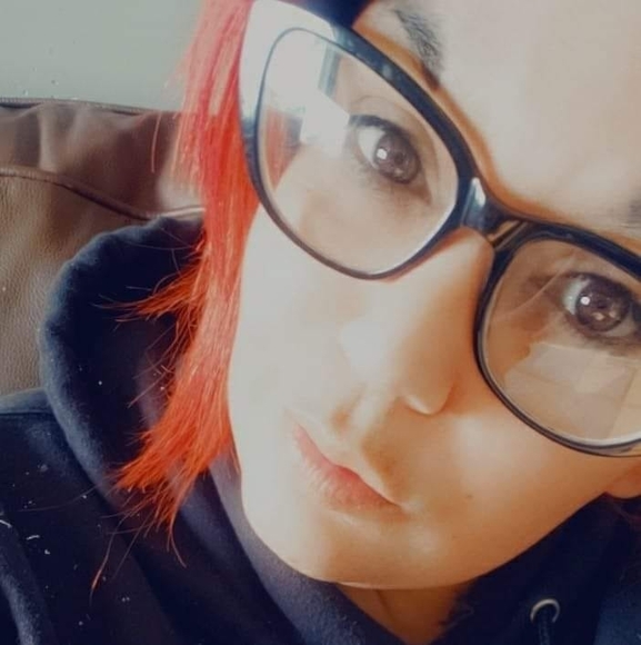 Profile Picture of Danielle Jalbert (@daniellejalbert) on Poshmark