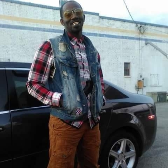 Profile Picture of Christopher Boyd (@deseven1) on Poshmark