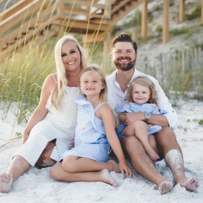 Profile Picture of Taylor Brooks (@TaylorKBrooks) on Twitter