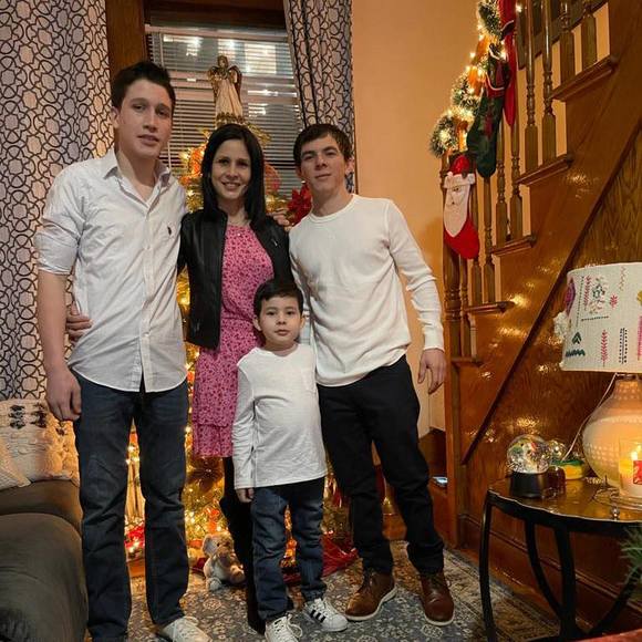 Profile Picture of Merie Decoud (@meriedecoud83) on Poshmark