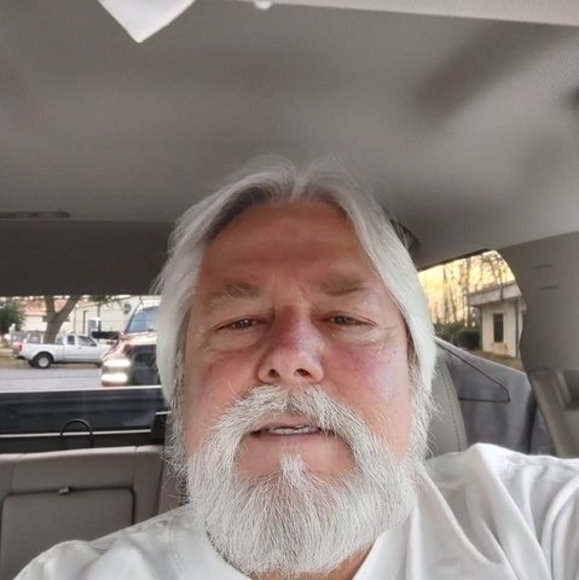 Profile Picture of Joey May (@jmay2480) on Poshmark