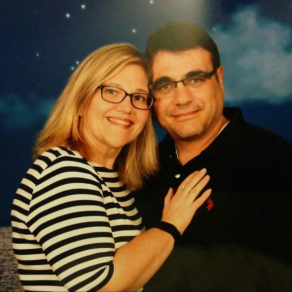 Profile Picture of Christine Mignault (@cmignault) on Poshmark