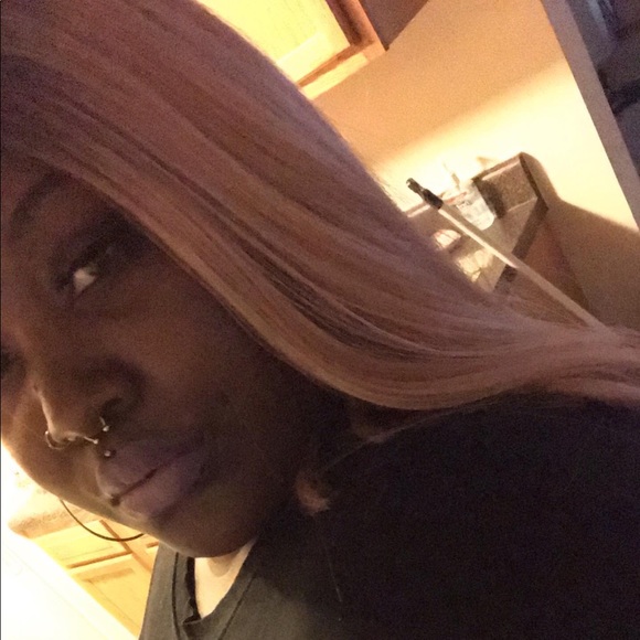 Profile Picture of Rashana Bellamy (@rashanabellamy) on Poshmark